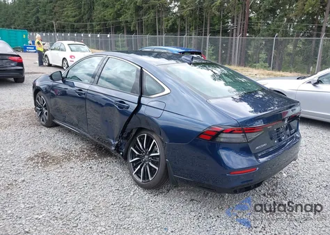 2025 Honda Accord Hybrid Touring z USA, uszkodzony, nr VIN 1HGCY2F86SA000890